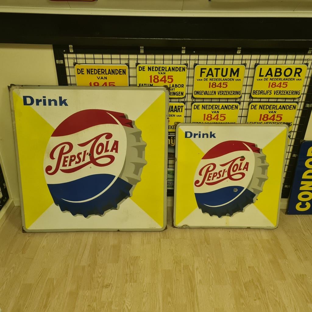 Set emaille borden pepsi langcat bussum emaille bord reclame, Verzamelen, Merken en Reclamevoorwerpen, Ophalen, Gebruikt, Reclamebord