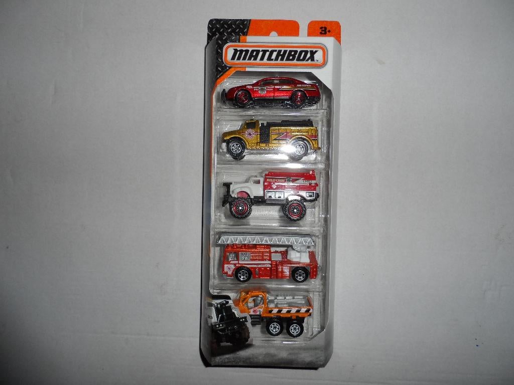 Matchbox 5 Pack Fire Brigade Brandweerauto's (2016) 1:64 D1, Ophalen of Verzenden, Nieuw, Auto