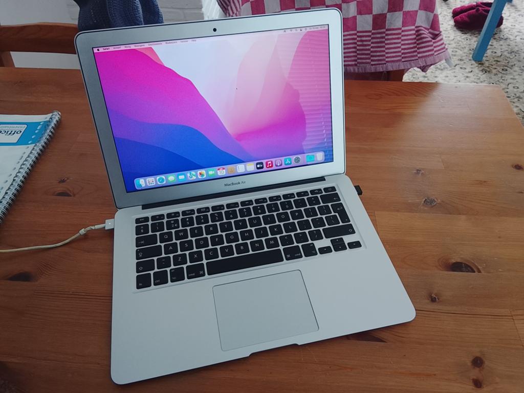 MackBook Air begin 2015 (defect batterij)., Computers en Software, Apple Macbooks, Gebruikt, 13 inch, Minder dan 2 Ghz, Ophalen of Verzenden