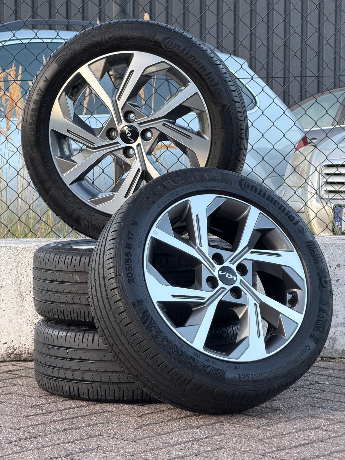 Kia Stonic 17inch Velgen 4x100, Auto-onderdelen, Banden en Velgen, Ophalen, Gebruikt, Banden en Velgen, 17 inch