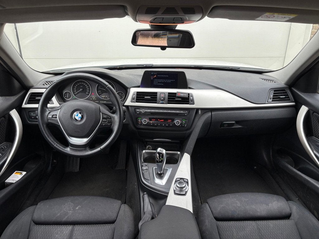 BMW 3-serie Touring 318d Business|Automaat|Navi|Stoelverw., Auto's, BMW, Automaat, Zwart, Wit, Diesel