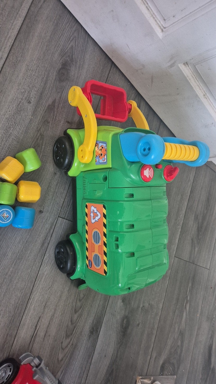 Vuilniswagen vtech, Ophalen, 6 maanden tot 2 jaar