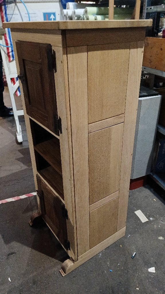 Landelijk kastje 146x50x62 met luikdeurtjes, Ophalen