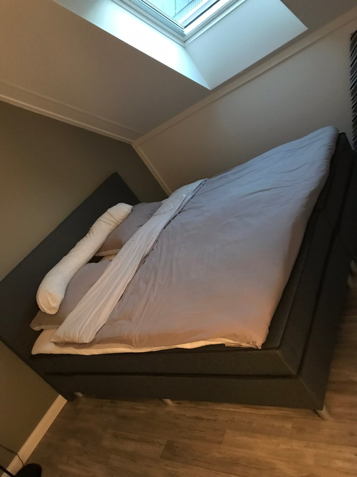 Boxspring alta 180x200cm zgan donkergrijs, Ophalen, Tweepersoons, Zo goed als nieuw, 180 cm