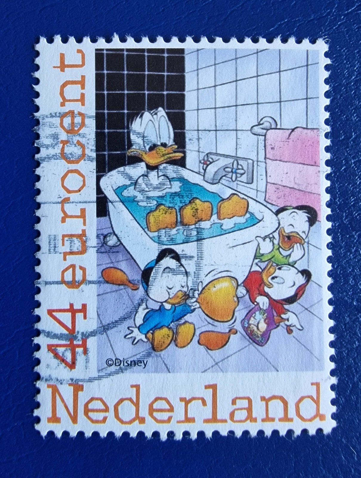 kv1268 persoonlijke postzegel Donald Duck in bad, Postzegels en Munten, Postzegels | Nederland, Ophalen of Verzenden, Na 1940