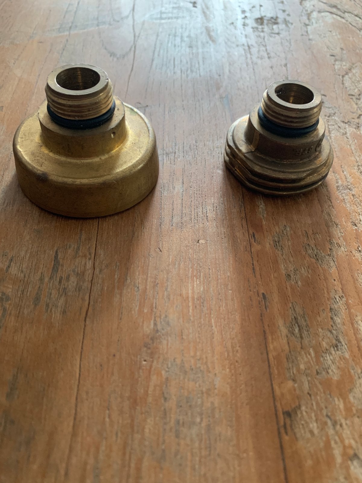 2 lpg adapters/vulstukken, Ophalen, Gebruikt