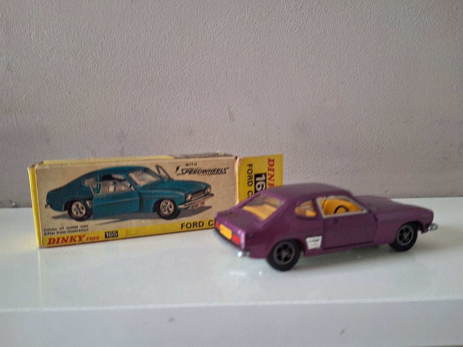 dinky toys 165 ford capri, Ophalen of Verzenden, Zo goed als nieuw, Auto, Dinky Toys