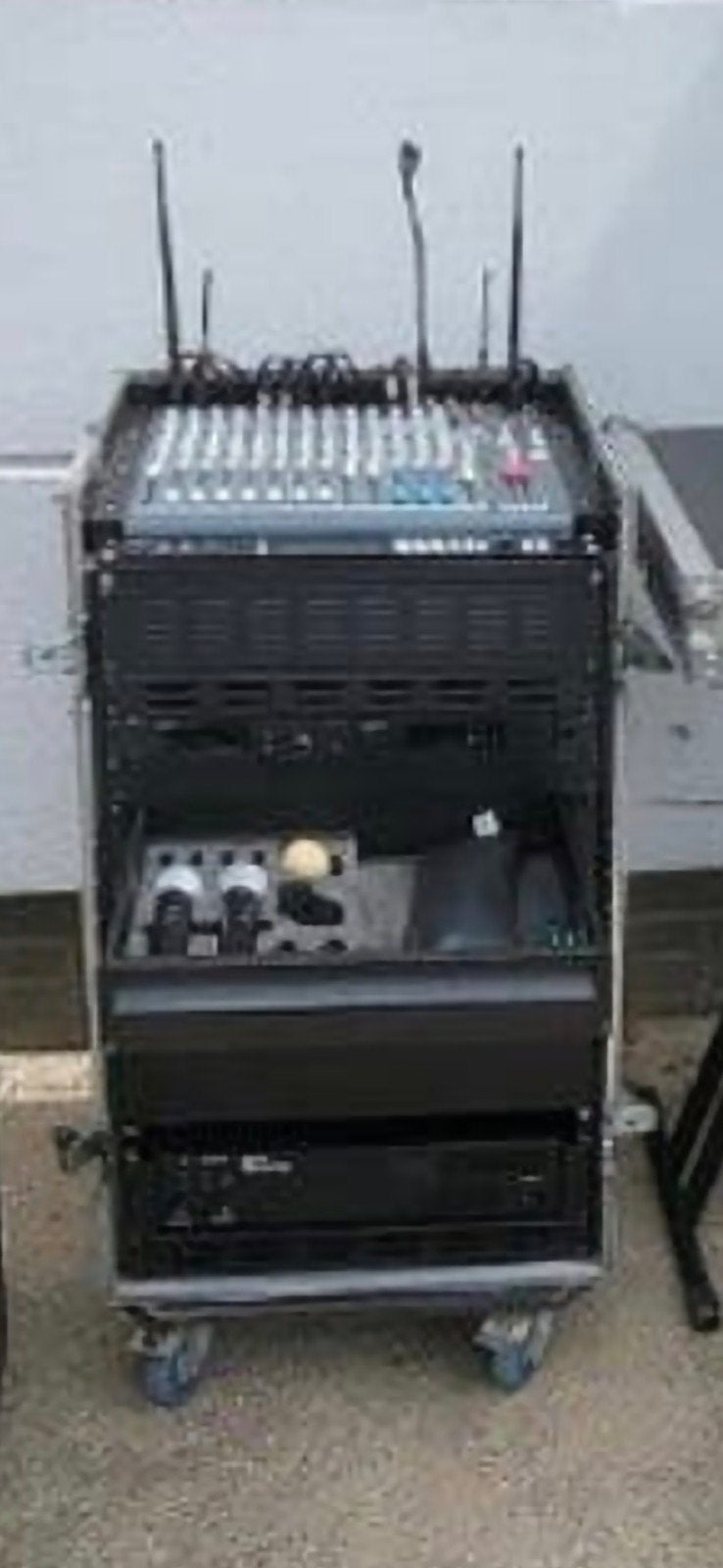 19 inch tape rack, Muziek en Instrumenten, Ophalen of Verzenden, Zo goed als nieuw, Overige instrumenten