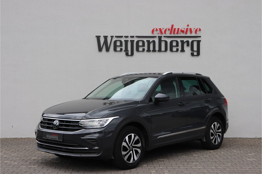 Volkswagen Tiguan 1.4 TSI eHybrid ACC Carplay Navi PDC, Auto's, Stof, Hybride Elektrisch/Benzine, SUV of Terreinwagen, Te koop