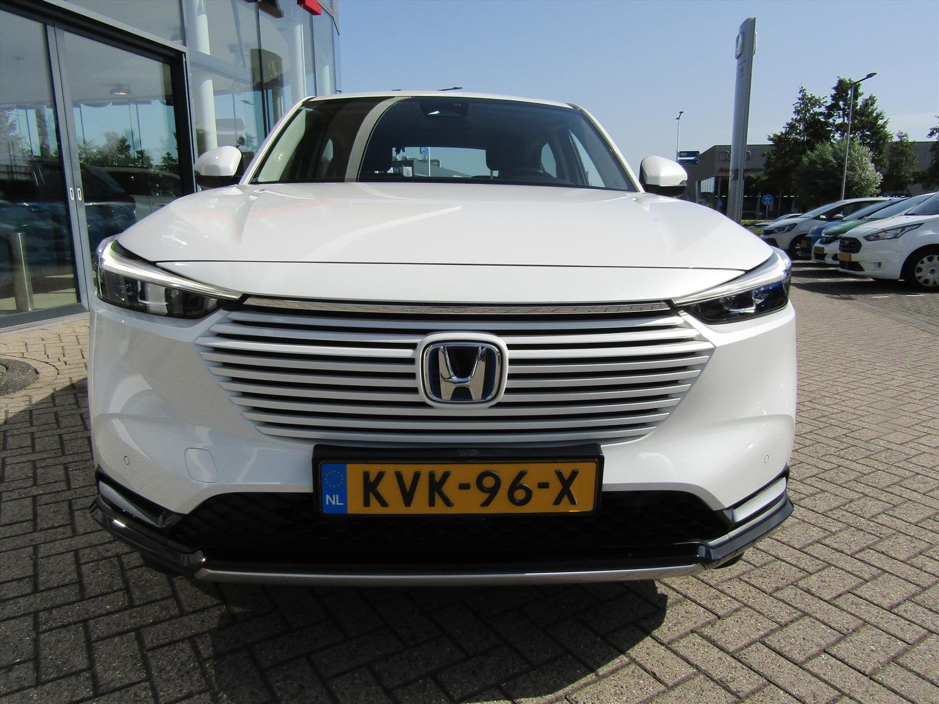 Honda HR-V 1.5 i-MMD 131pk CVT Advance, Allweatherbanden, Dealer onderhouden, Leder en Stof, Wit, Bedrijf