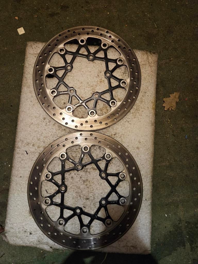 Remschijven 310mm Suzuki gsxr, Ophalen of Verzenden, Gebruikt