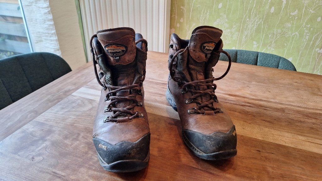 Meindl bergschoenen cat. B maat 44, Ophalen of Verzenden, Gebruikt, Schoenen