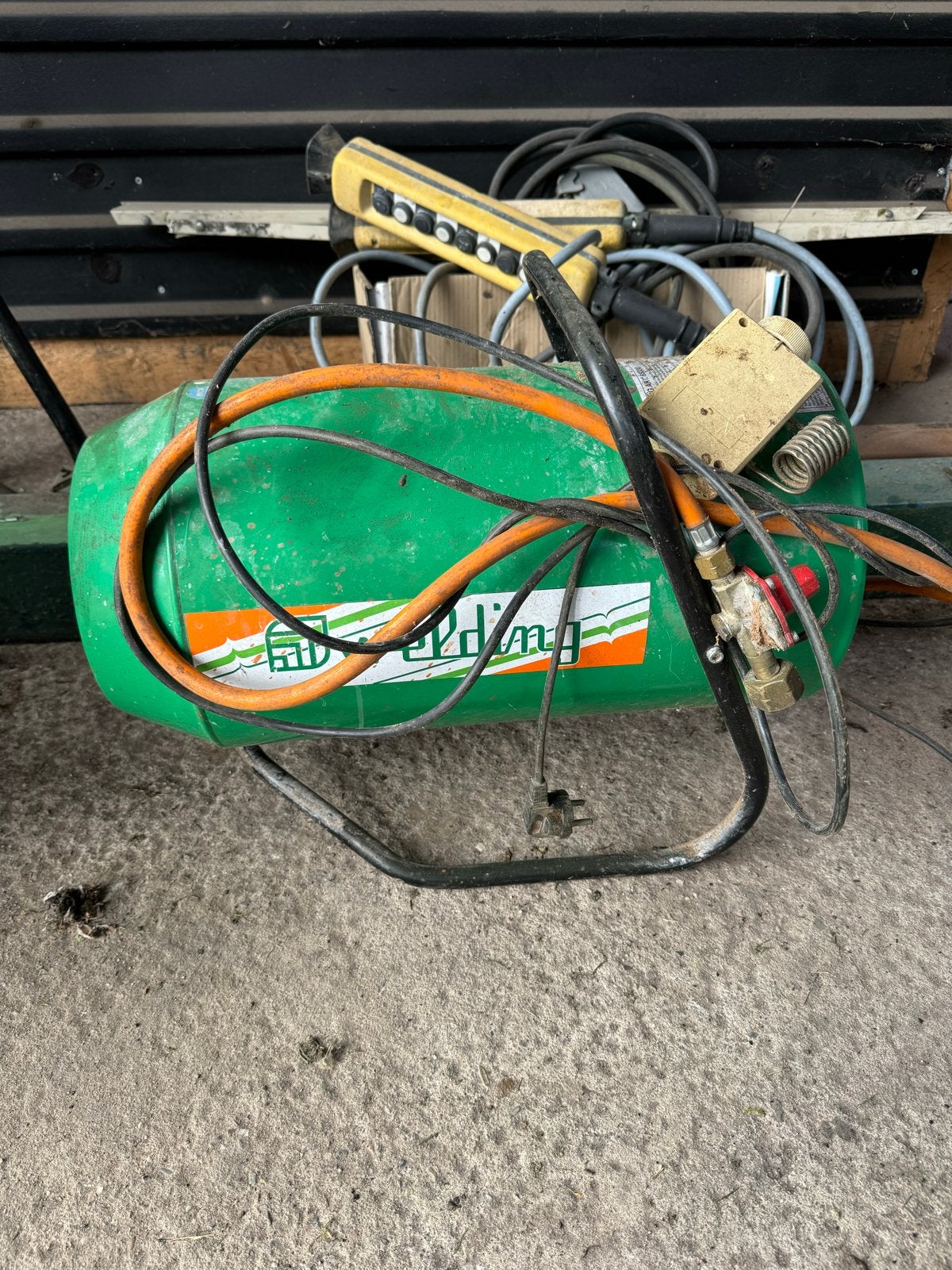 2 Gasheaters 220V met thermostaat, Ophalen, 30 tot 80 cm, O, O