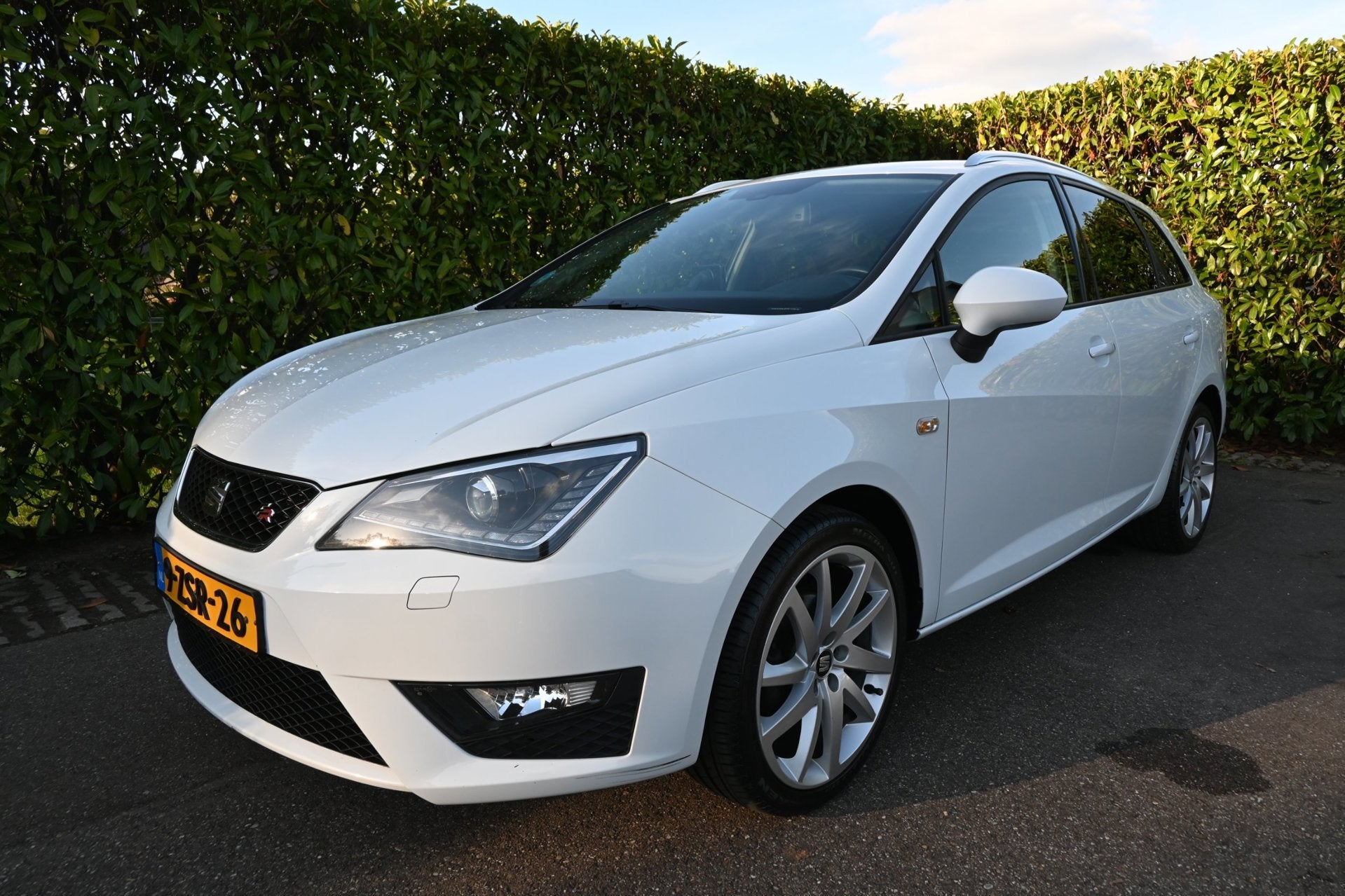 Seat Ibiza ST 1.2 TSI FR Dynamic. Origineel Nederlandse auto, Auto's, Voorwielaandrijving, Euro 5, 86 pk, 4 cilinders