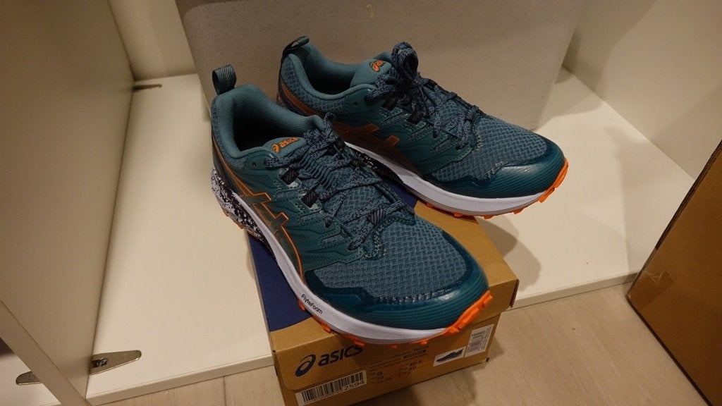 z.g.a.n ASICS hardloop schoenen, Hardloopschoenen, Verzenden, Zo goed als nieuw, Hardlopen