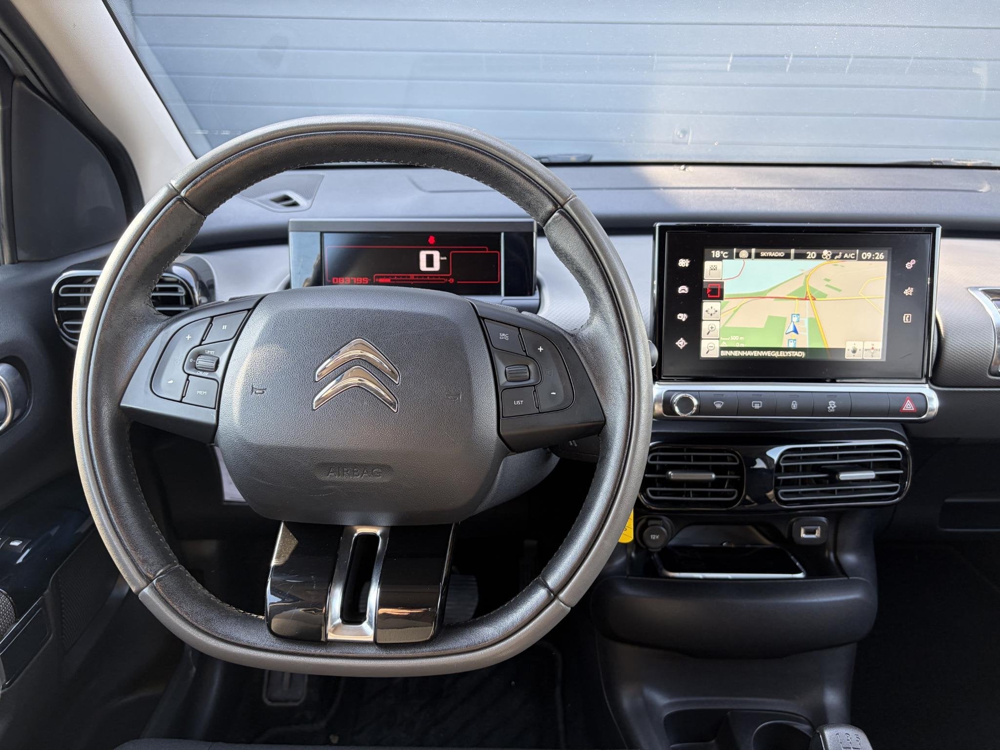 Citroen C4 Cactus 1.2 PureTech Shine 2e Eigenaar,Camera,Navi, Auto's, Citroën, Voorwielaandrijving, Dealer onderhouden, Stof, Gebruikt