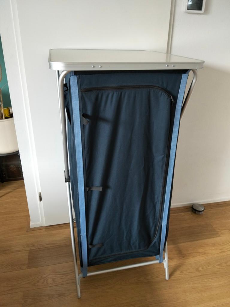 Nette Campingkast inklapbaar., Ophalen, Zo goed als nieuw, Campingkast