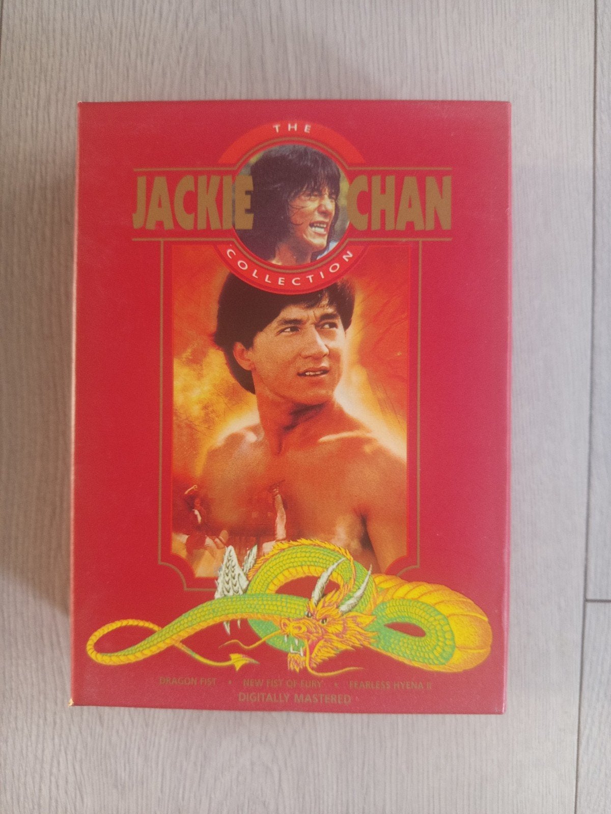 Jackie Chan collection dvd box, Cd's en Dvd's, Vanaf 12 jaar, Verzenden, Zo goed als nieuw