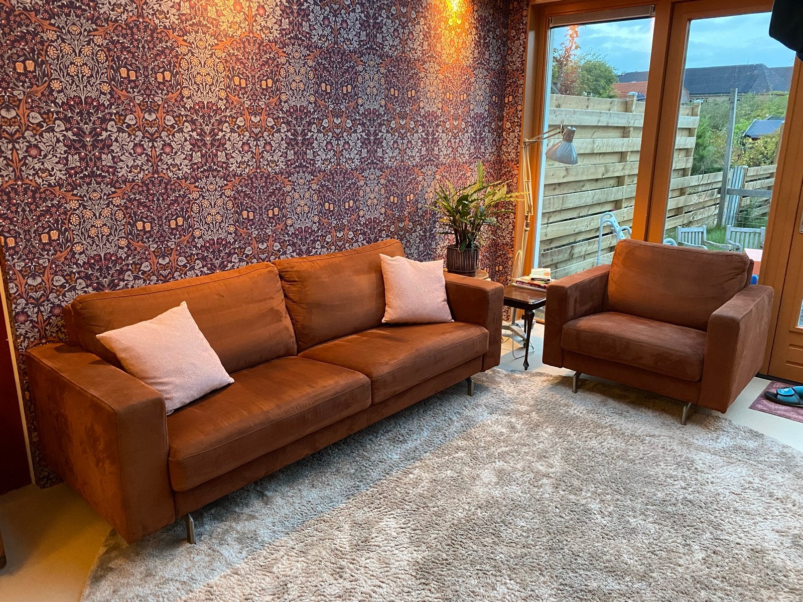 Comfortabele bank en fauteuil set - cognac bruin, Gebruikt, Driepersoons, 75 tot 100 cm, Ophalen of Verzenden