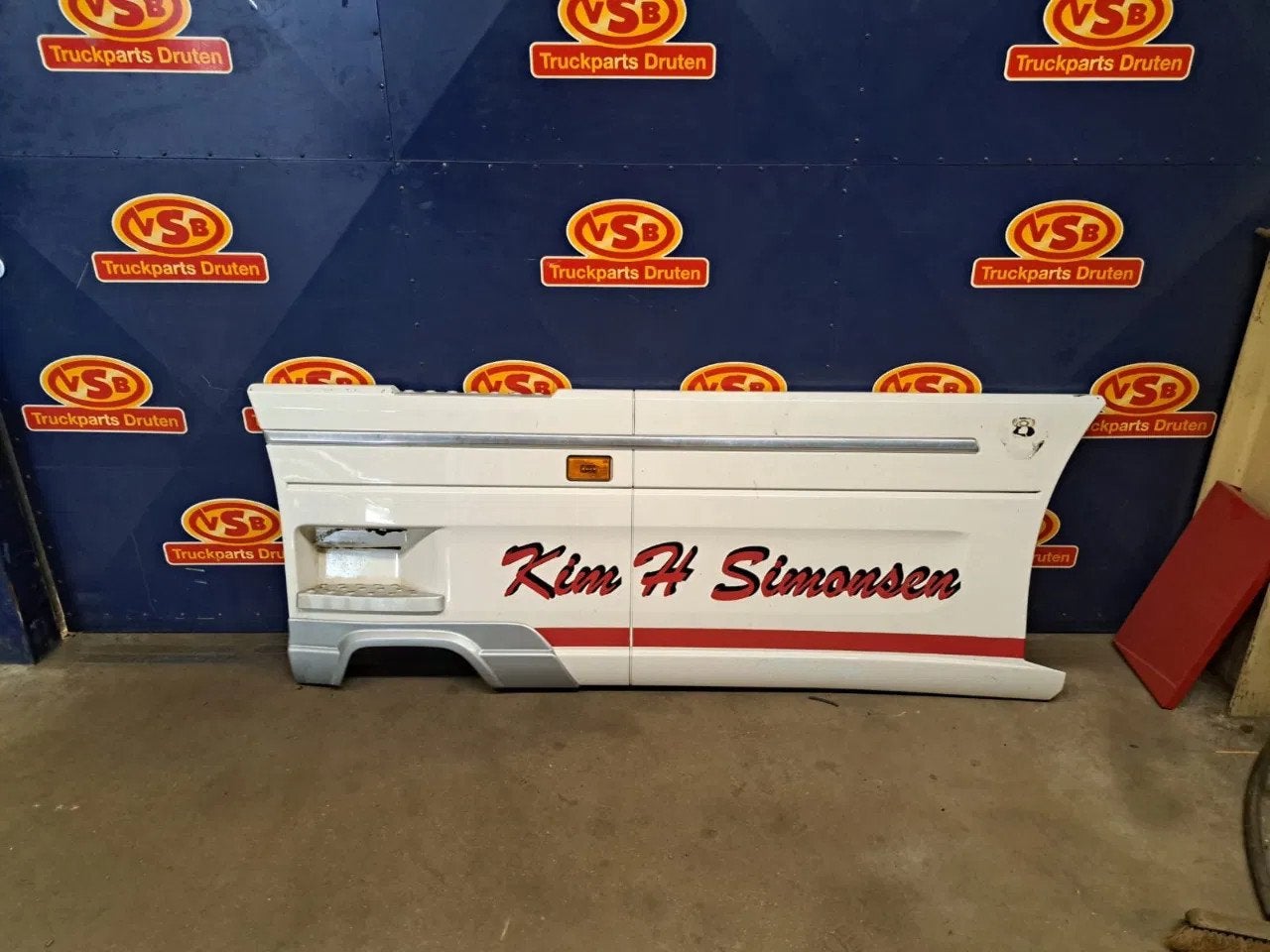 Scania Side skirt scania 6x2 sleper 3100 wb, Gebruikt, Scania, Carrosserie en Plaatwerk