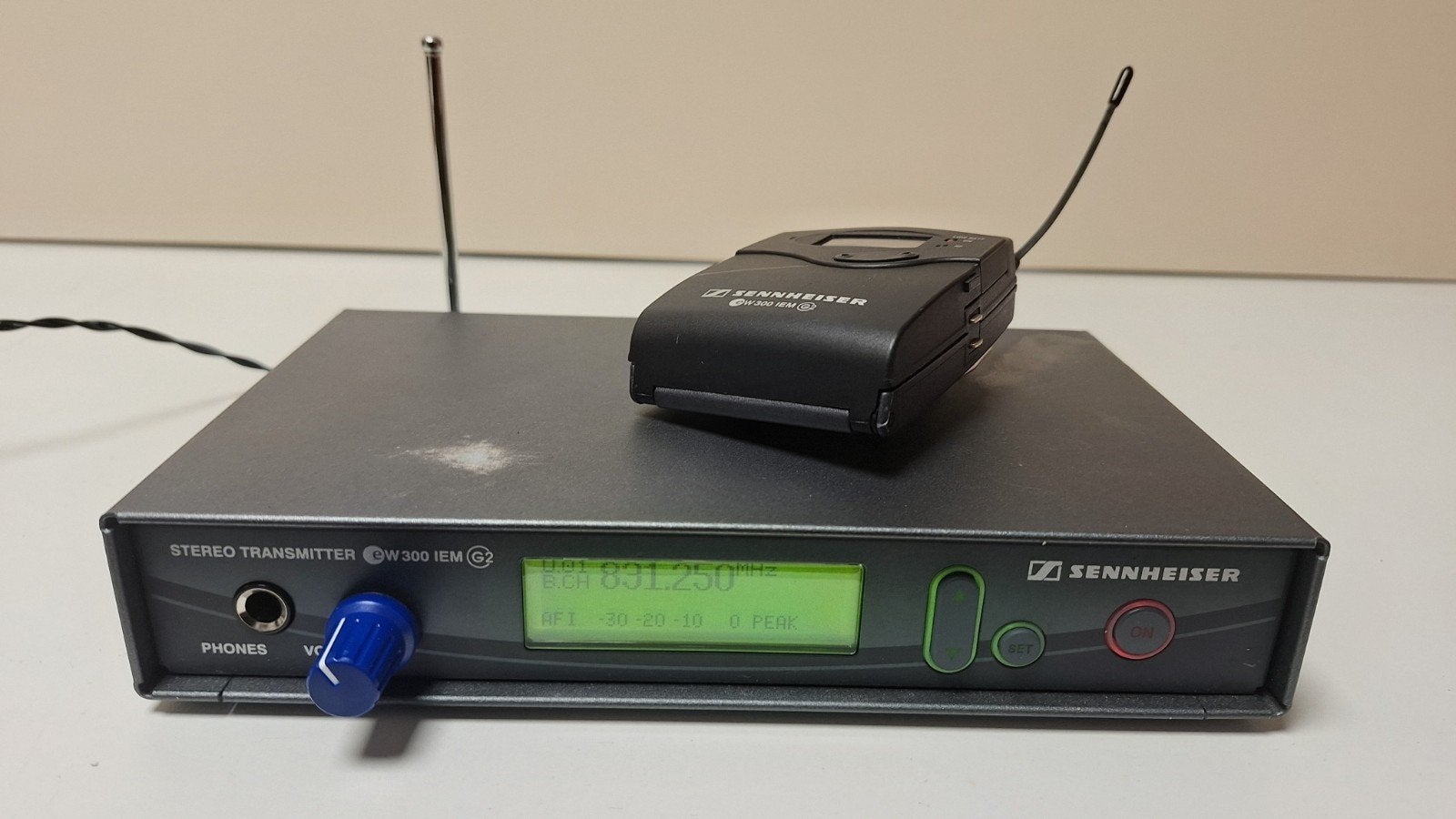 Sennheiser EW 300 IEMG2 in ear monitor systeem, 5 ontvangers, Ophalen of Verzenden, Gebruikt, Overige typen, Draadloos