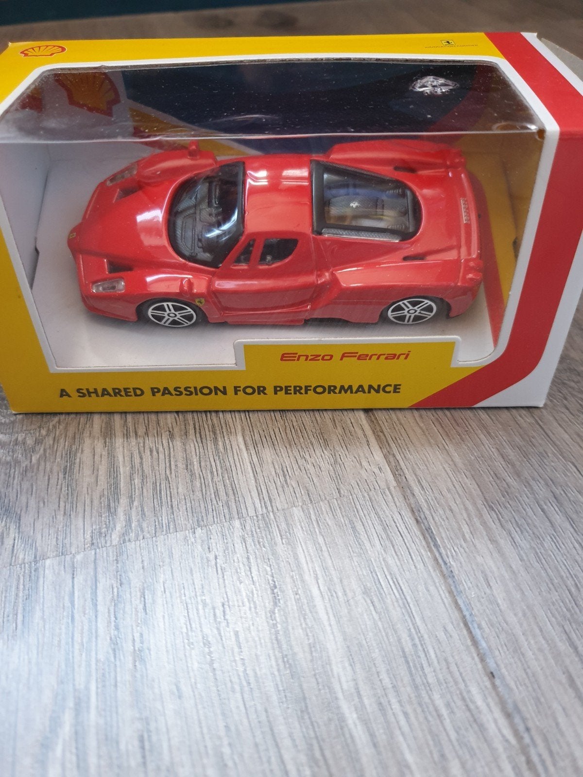 Modelauto Ferrari 1:43, Hobby en Vrije tijd, Modelauto's | 1:43, Ophalen of Verzenden, Nieuw, Auto, Overige merken