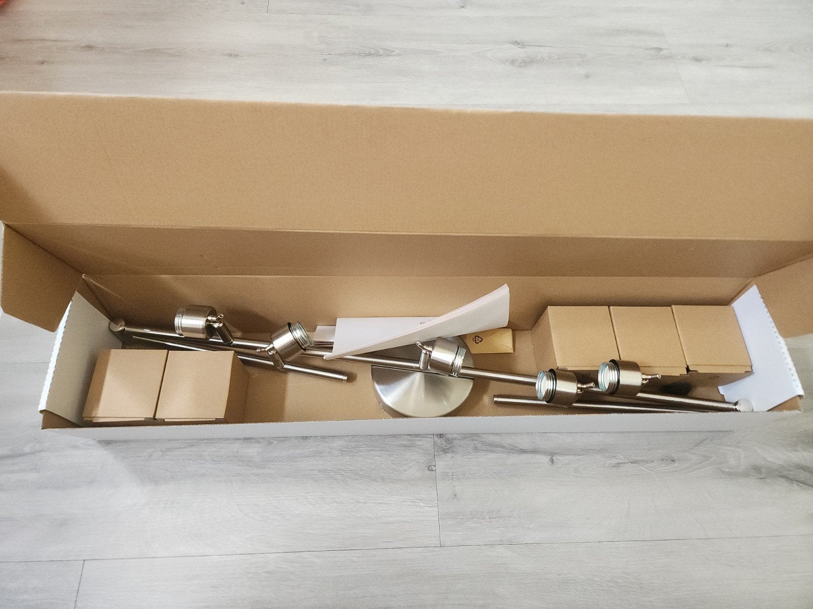 IKEA TIDIG Plafondspot/Wandspot 5-spots, Nieuw in doos, Huis en Inrichting, Geschikt voor plafondmontage, GU10, Nieuw, Ophalen of Verzenden