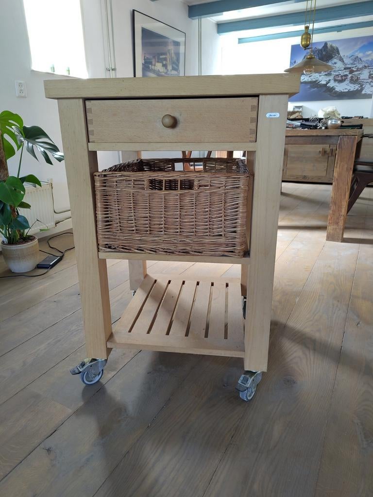 Massief beuken keuken trolley met lade en mand, Gebruikt, Hout, Keukentrolley, Ophalen