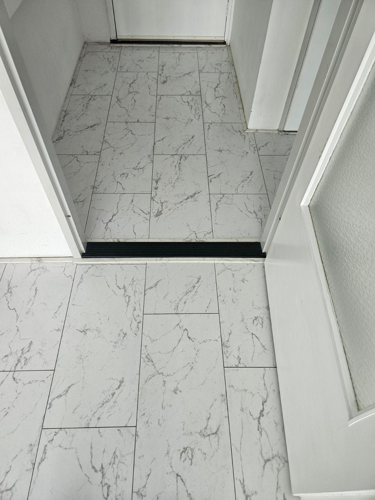 Gratis laminaat, ca. 55 m², zelf demonteren, Huis en Inrichting, Ophalen, Gebruikt, Wit, 50 tot 75 m²