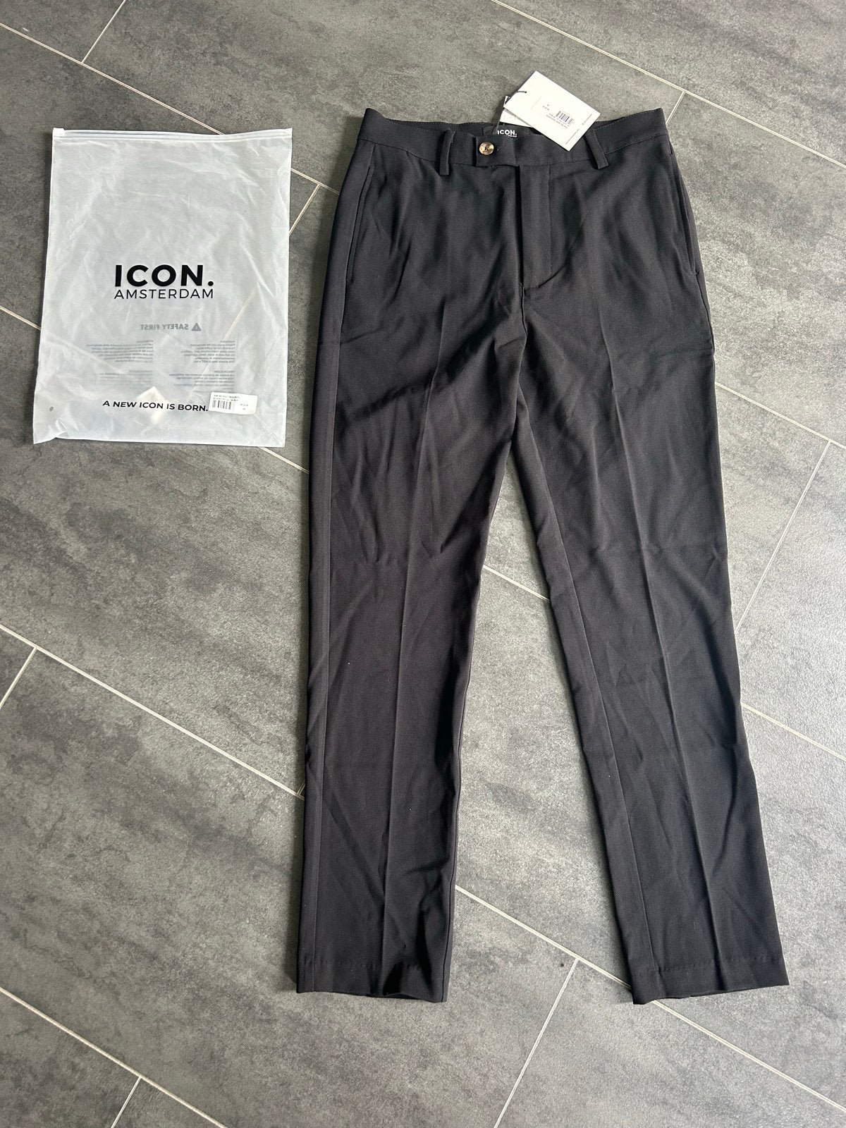 Icon Amsterdam Milano Trousers - Nieuw met prijskaartje, Kleding | Heren, Ophalen of Verzenden, Nieuw, Overige maten, Zwart