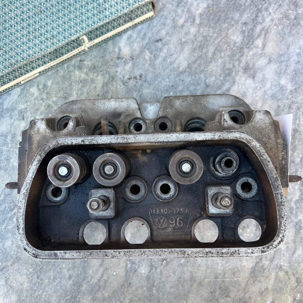 VW 1600 DP cilinderkop 113101375A, Ophalen of Verzenden, Gebruikt