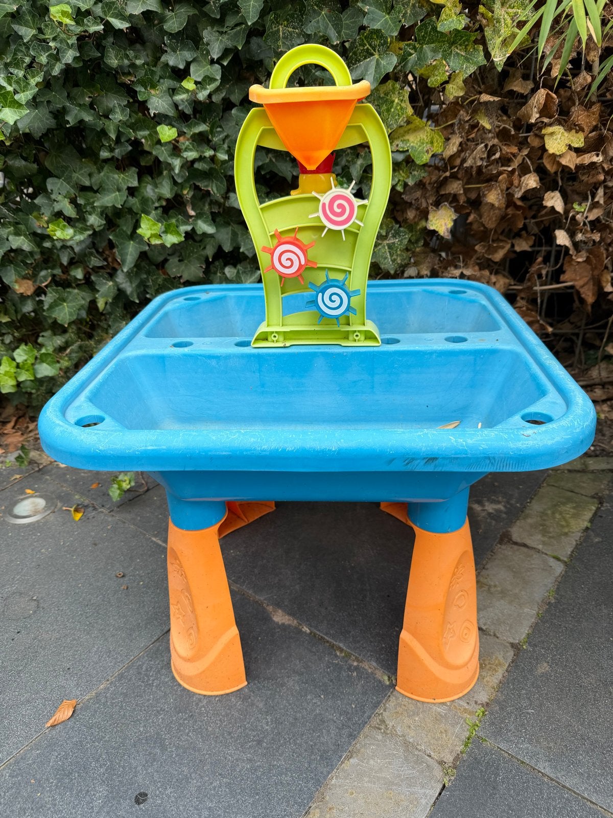 Zand- en watertafel met watermolen, Ophalen, Gebruikt