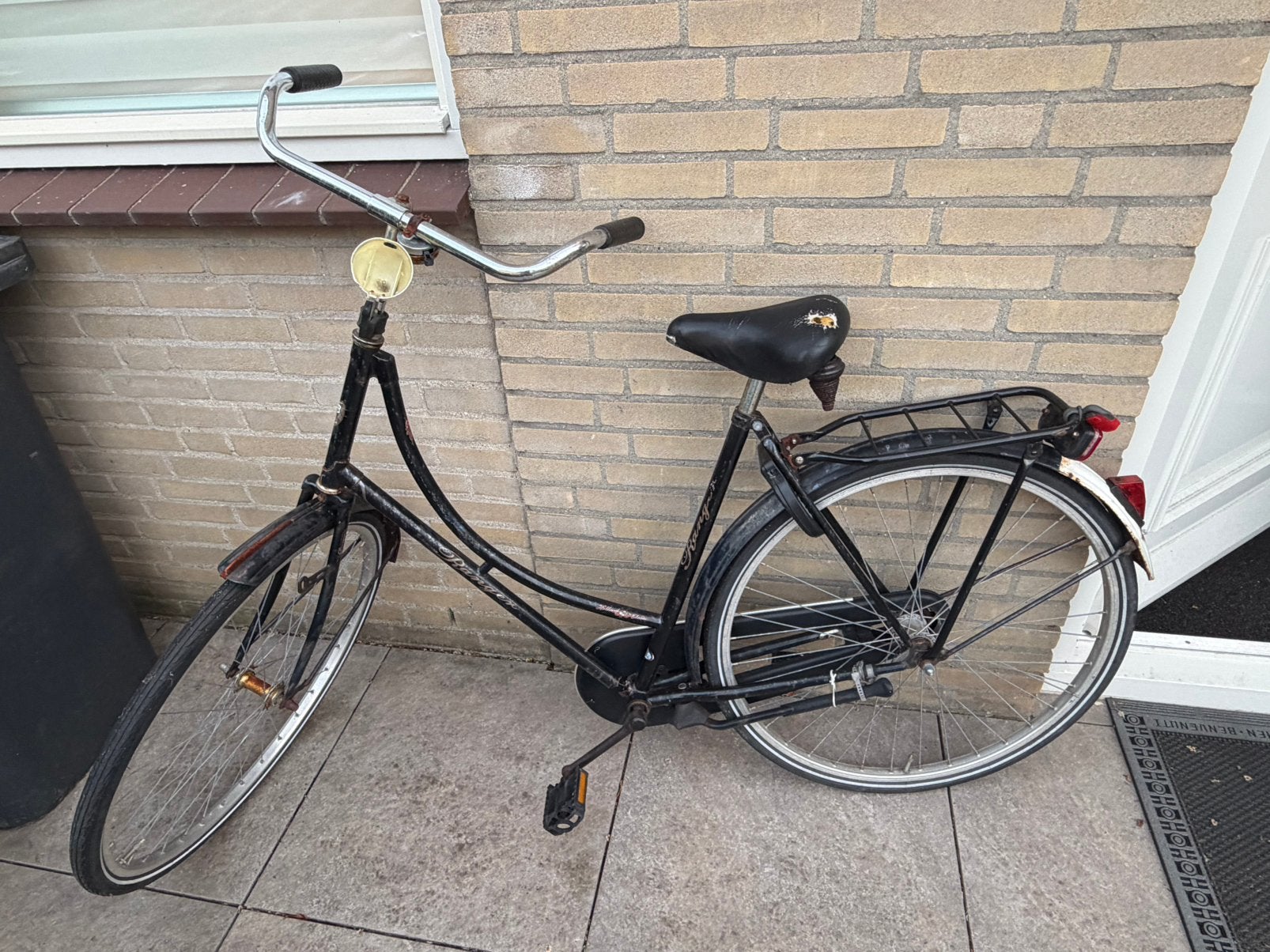 Oma fiets, doorgeroest frame, Ophalen, Terugtraprem, Gebruikt, 56 cm of meer