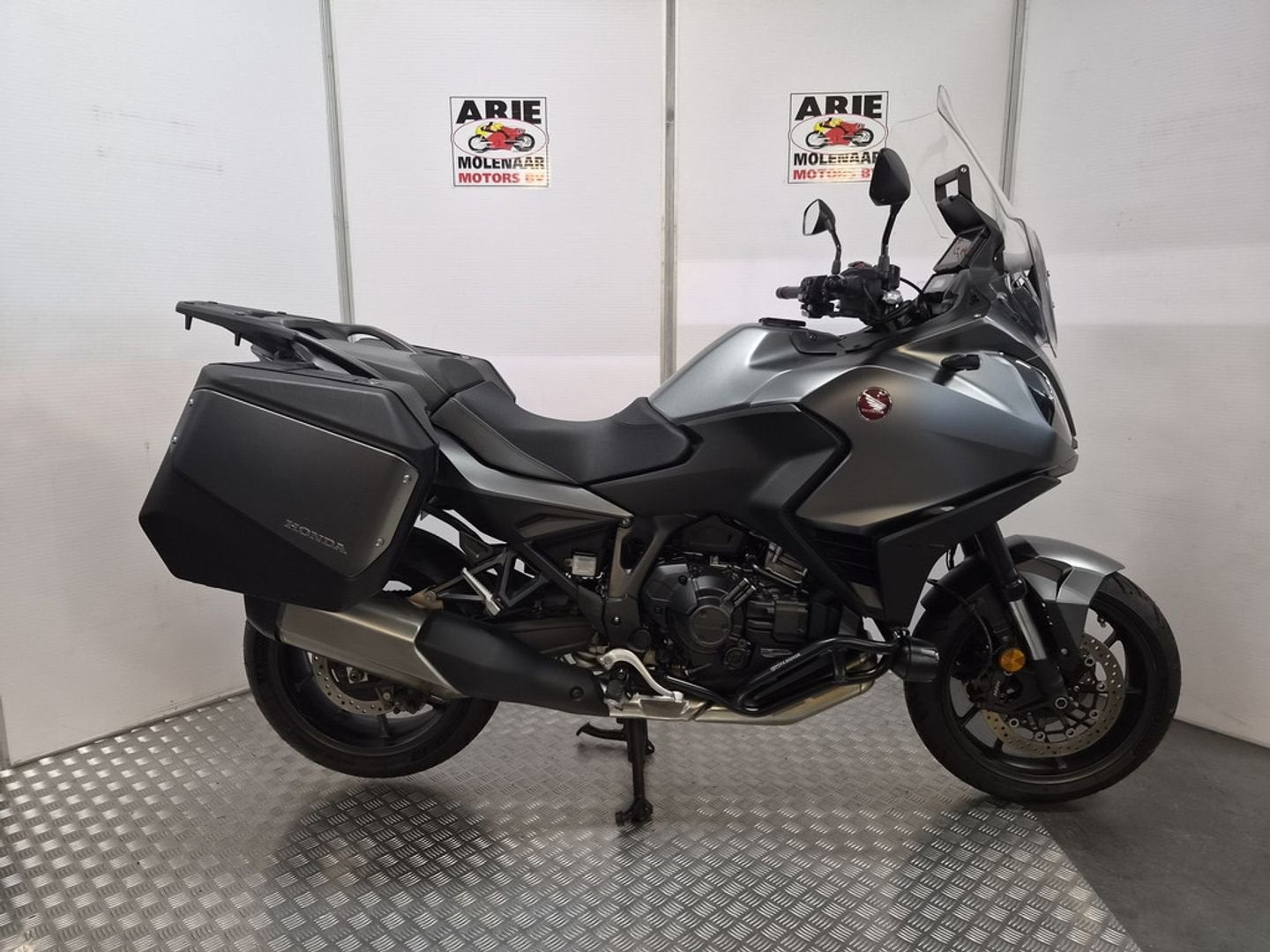 Honda NT 1100 DCT BTW Motor (bj 2023), 2 cilinders, HONDA, Motorrijbewijs A, Bedrijf