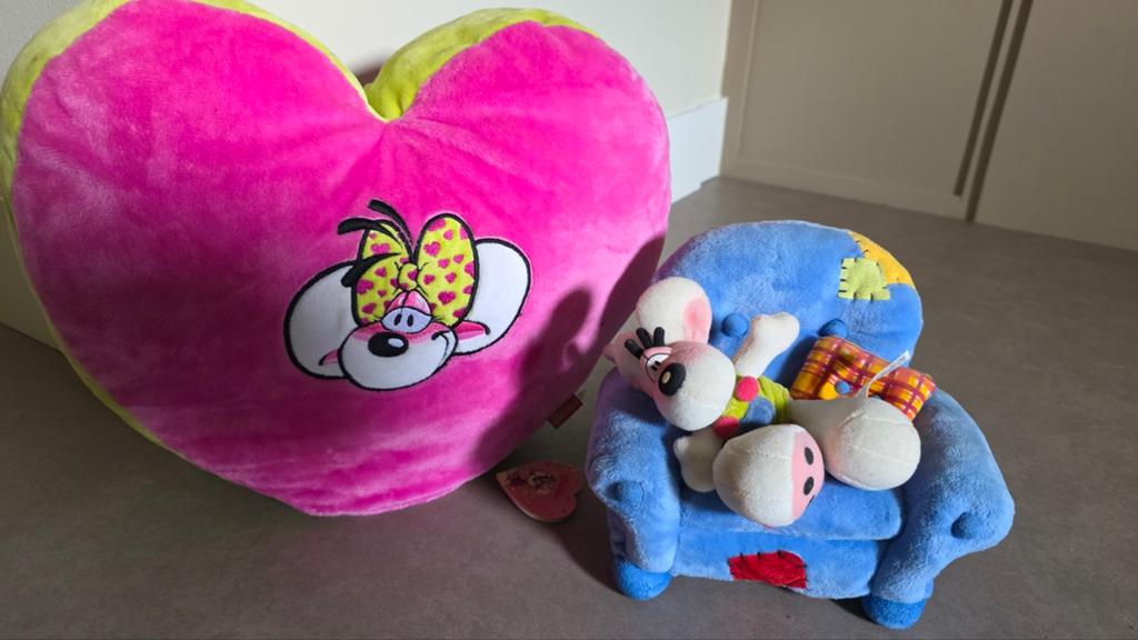 Diddl knuffels: hartkussen en Diddlina op stoel, Verzamelen, Diddl, Ophalen of Verzenden, Diddlina, Gebruikt, Knuffel