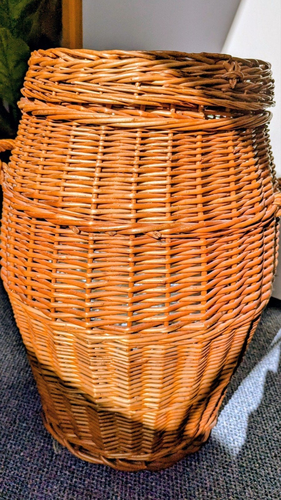 RIETEN MAND deksel handgrepen VEELOO imp.rotan vintage 60 70, Huis en Inrichting, Ophalen, Natuurlijk materiaal, Bruin, Landelijk