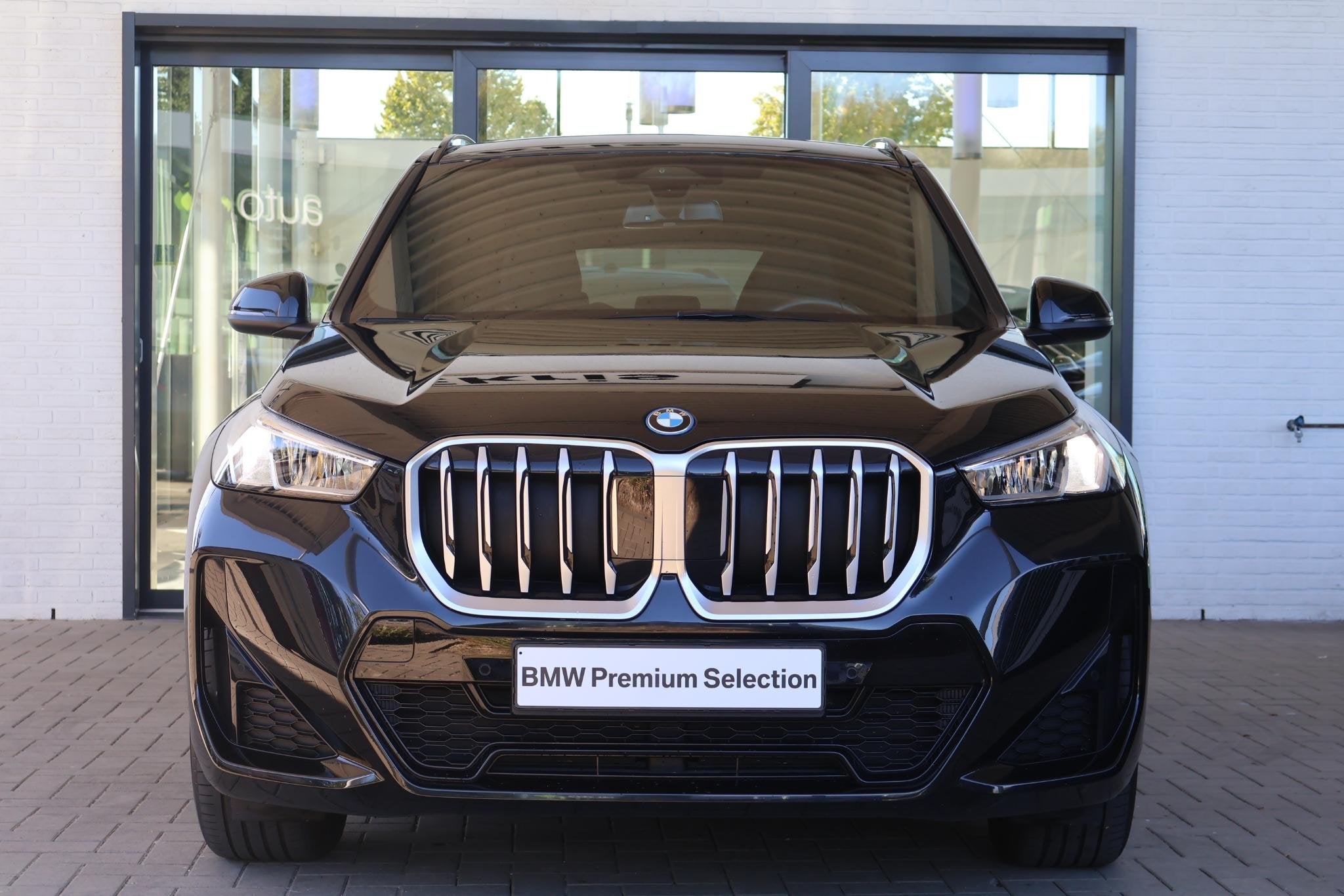 BMW X1 xDrive25e | M Sport | Trekhaak Elektrisch | Camera |, Auto's, Stof, Gebruikt, Bedrijf, Vierwielaandrijving