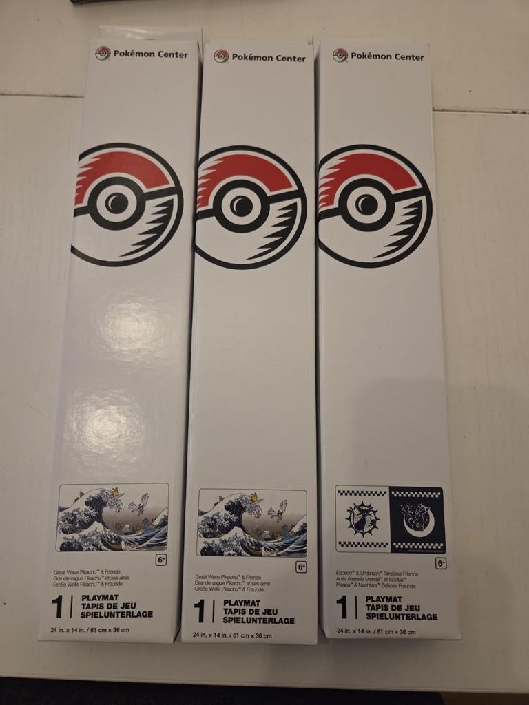 Pokémon Center Playmats Great Wave & Timeless Friends, Ophalen of Verzenden