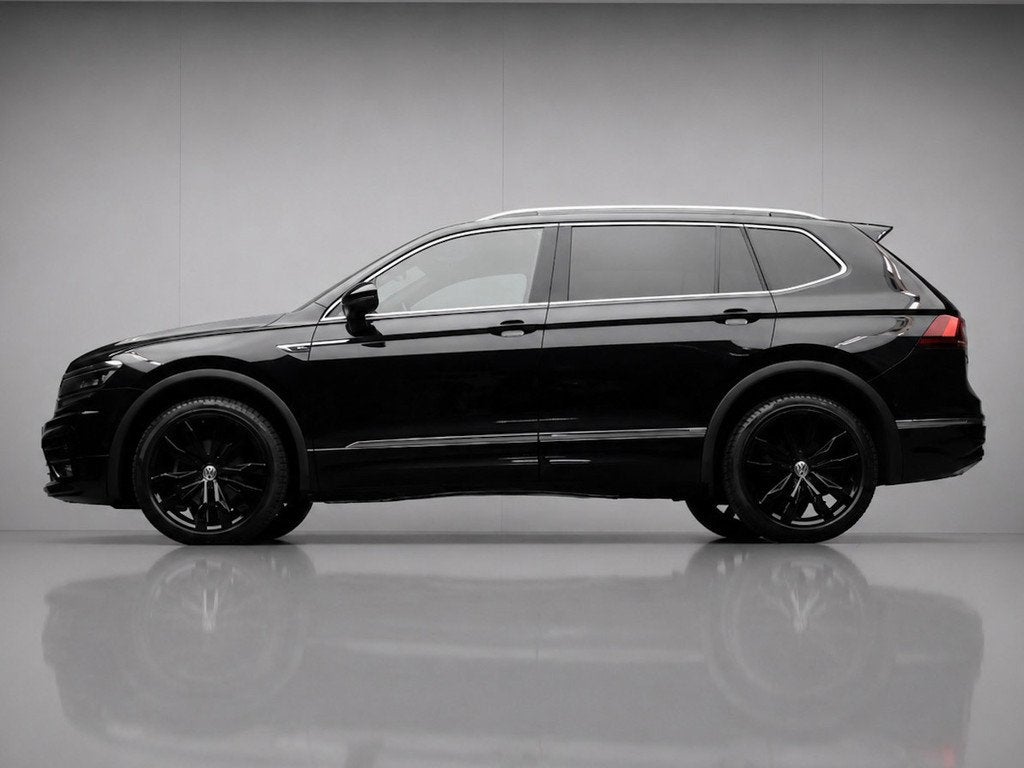 Volkswagen Tiguan Allspace 1.5 TSI Highline Business R 7p. (, Auto's, Euro 6, 4 cilinders, 150 pk, 7 stoelen