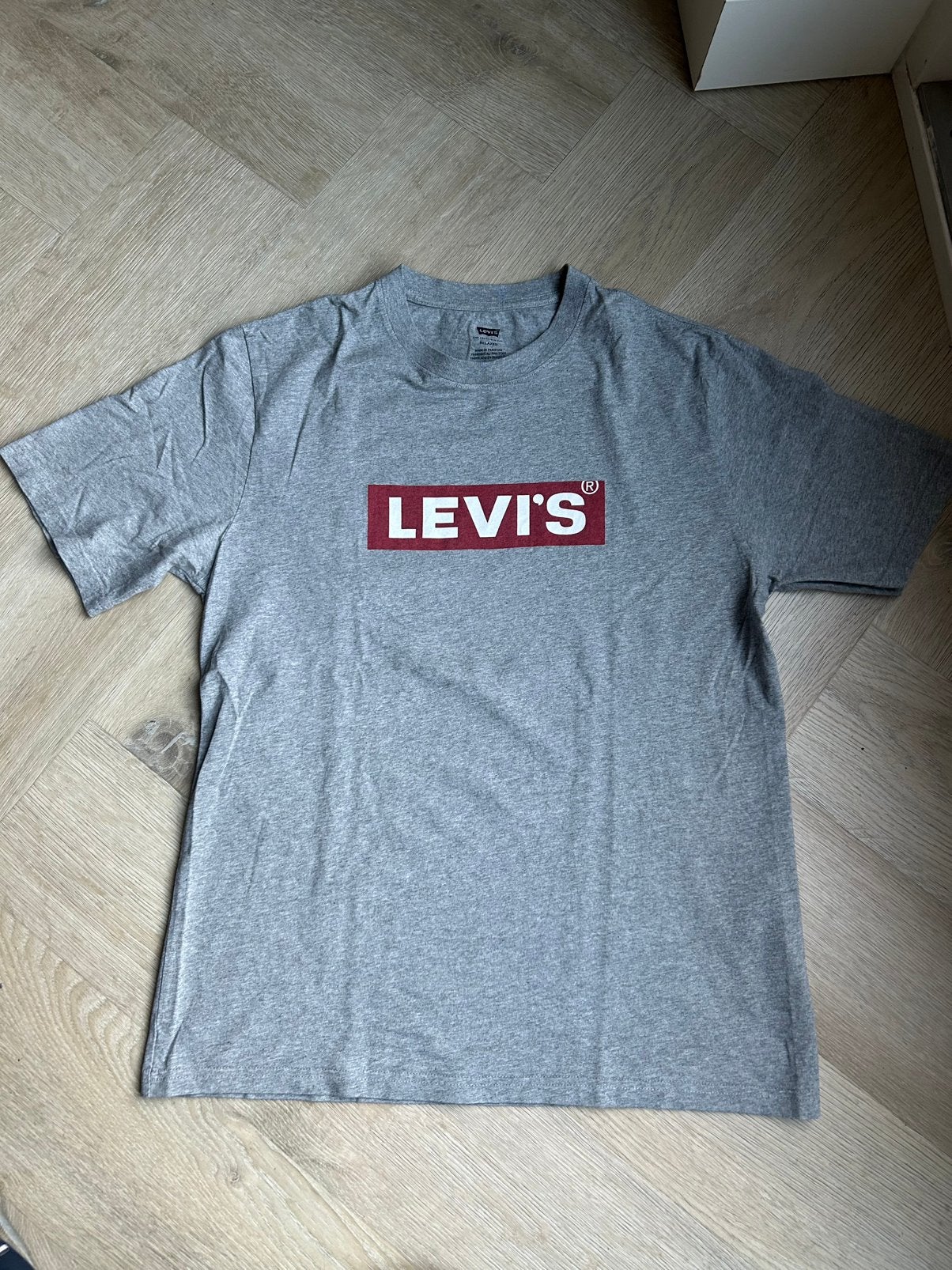 Grijs Levi’s t-shirt, maat S, Ophalen of Verzenden, Zo goed als nieuw, Maat 46 (S) of kleiner, Grijs