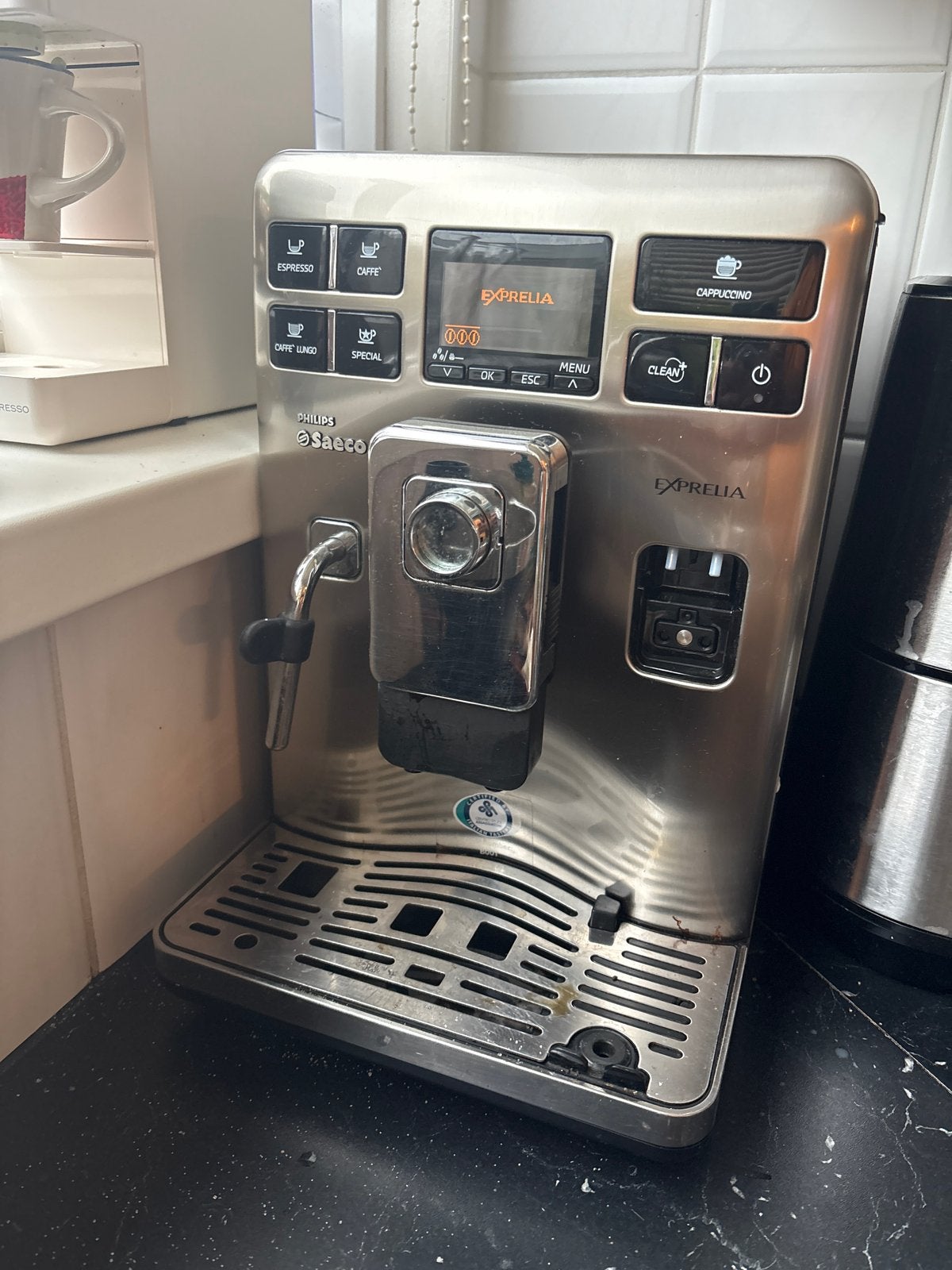 Philips Saeco Exprelia volautomatische espressomachine, Ophalen, Afneembaar waterreservoir, Gebruikt, Espresso apparaat