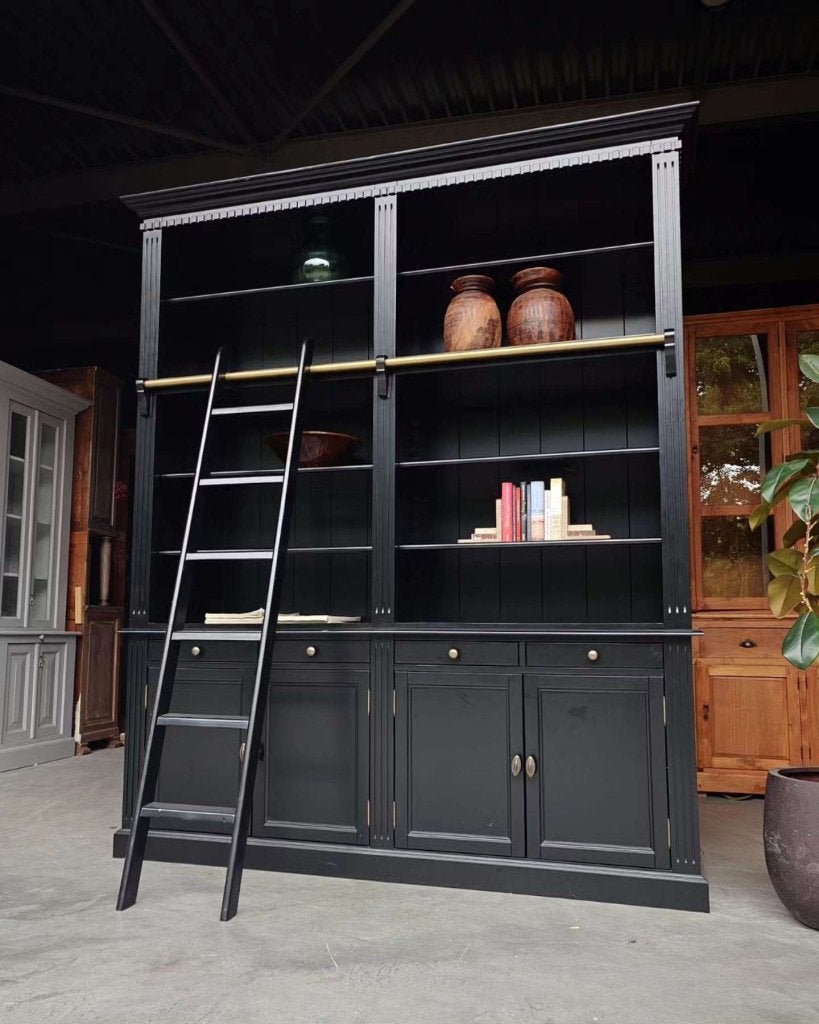 Grote zwarte boekenkast | Winkelkast | Met ladder #5197, Metaal, Gebruikt, Met deur(en), -