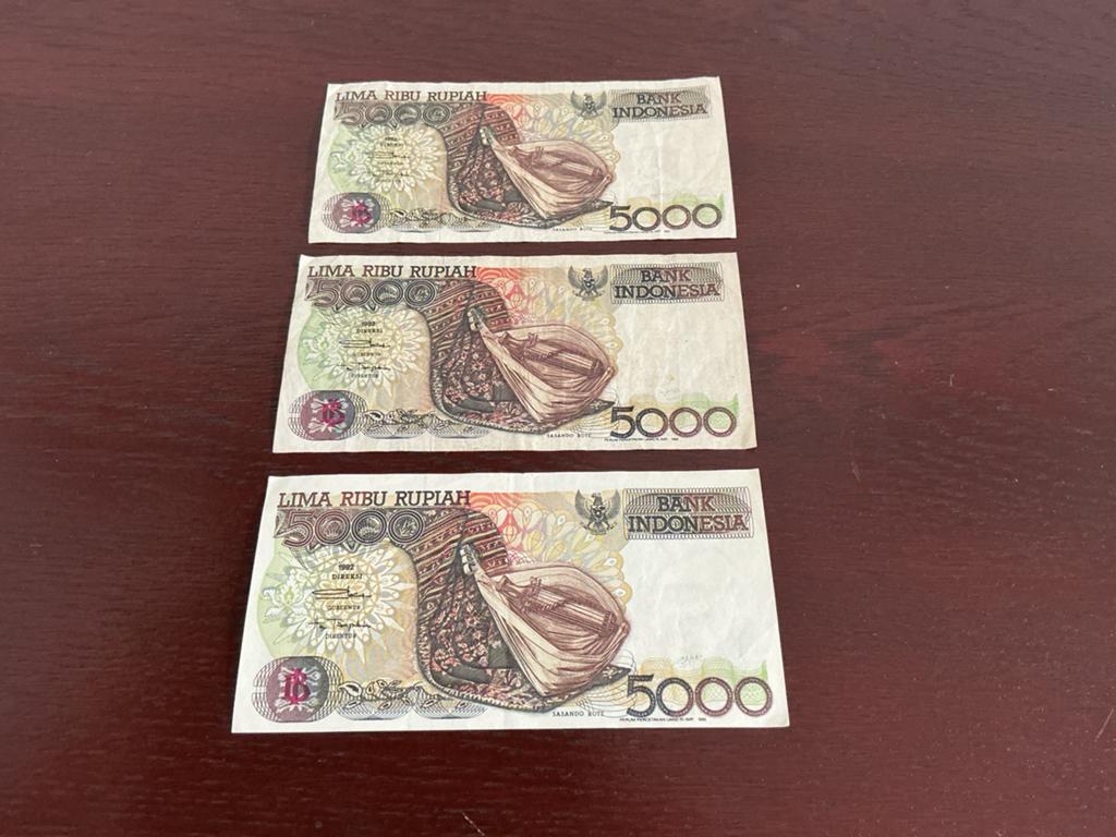 3 Indonesische Bankbiljetten van 5000 Roepia, Ophalen of Verzenden