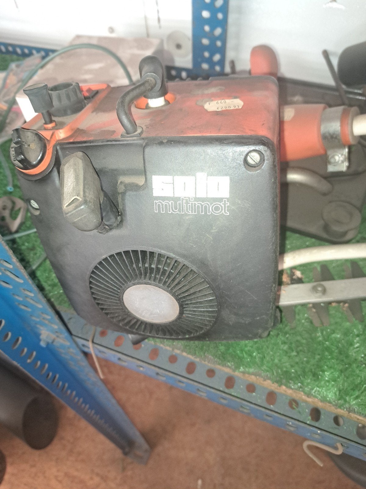 Solo Multimot Tuinmachine met diverse opzetstukken