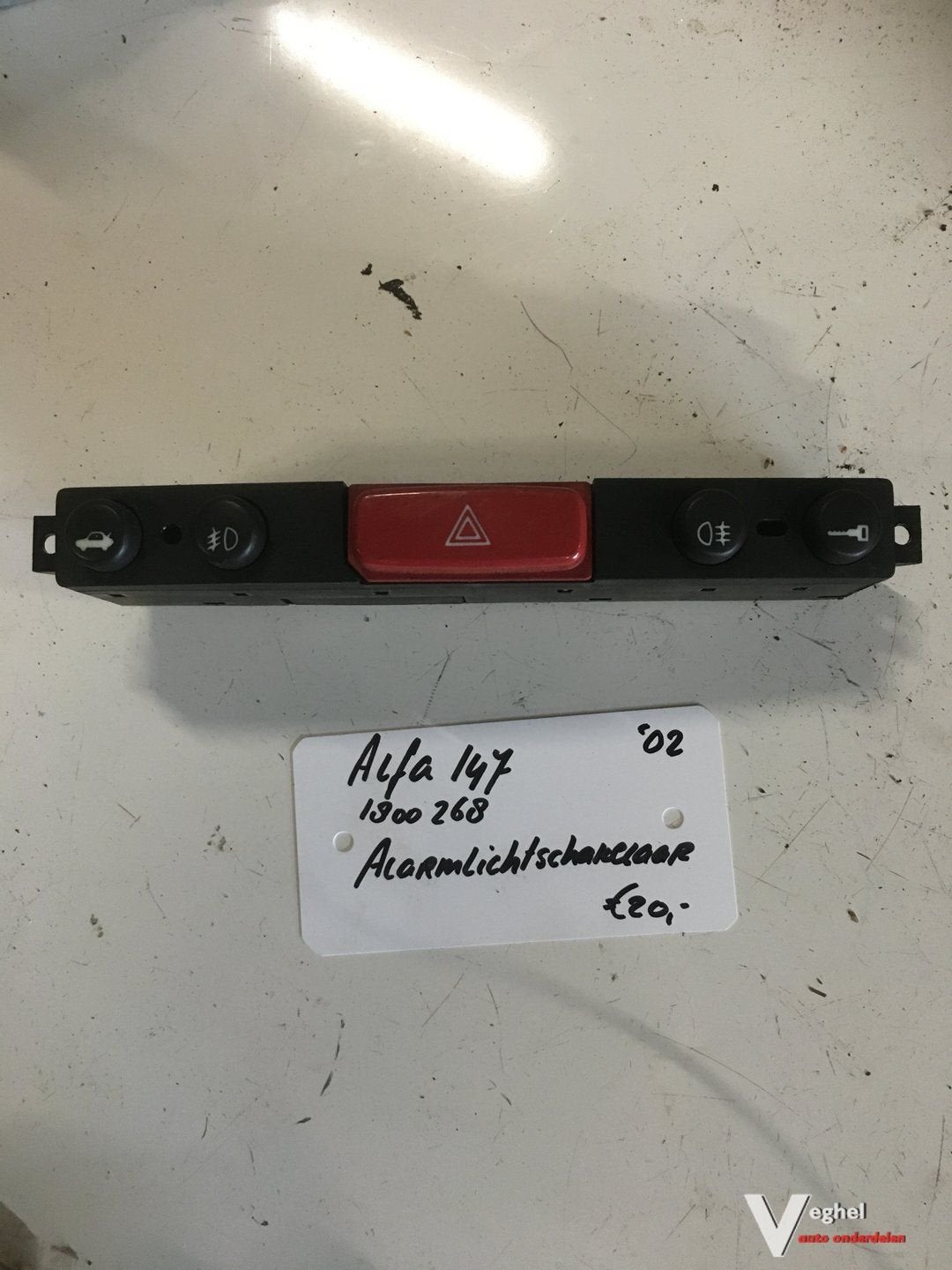 Alfa 147 2002 Alarmlichtschakelaar
