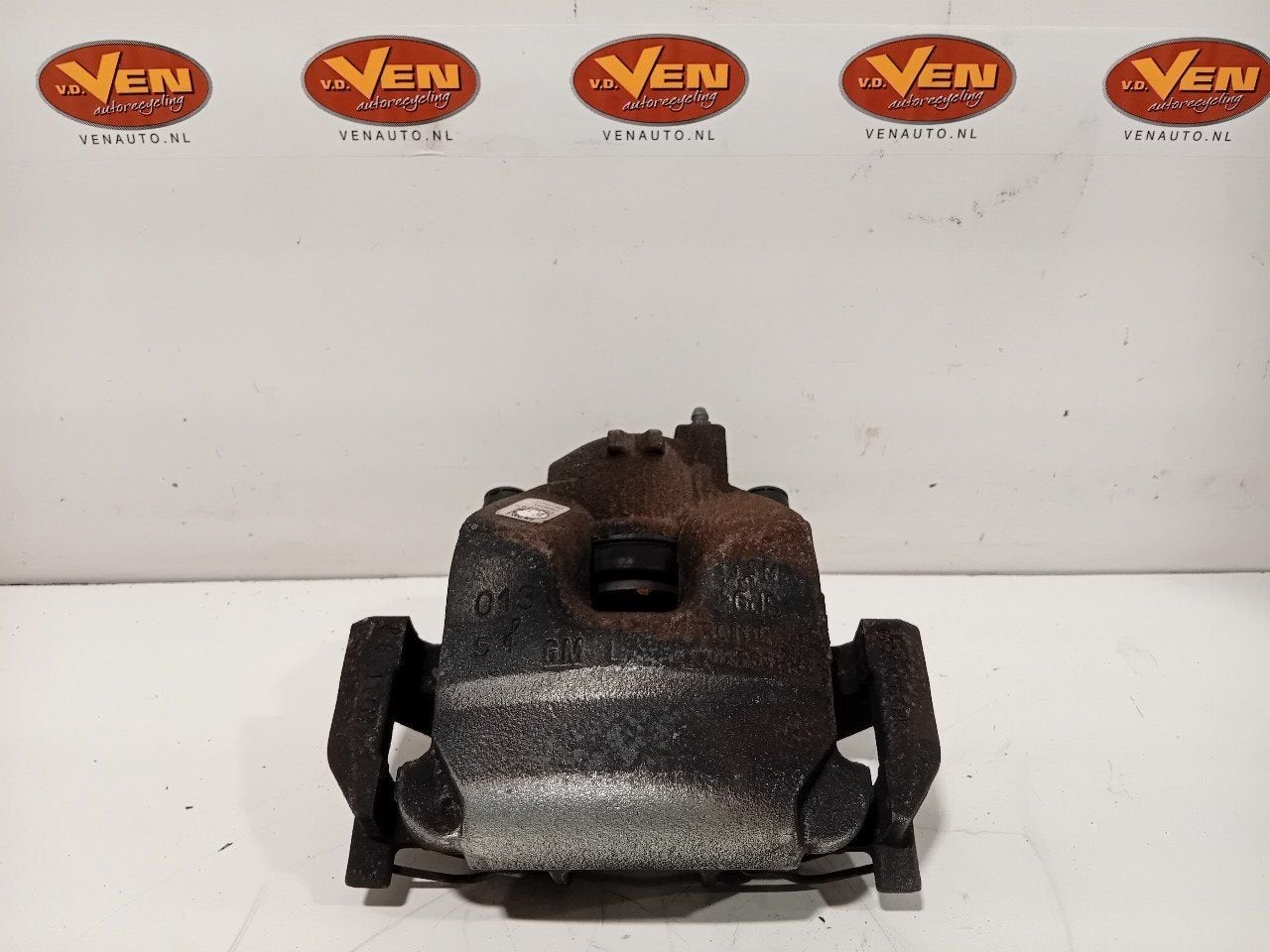 Remklauw links voor Opel Astra, Onderdelen@venauto.nl, Van der Ven Autorecycling B.V., Gebruikt, Ettenseweg 76, 4706 PB Roosendaal, The Netherlands