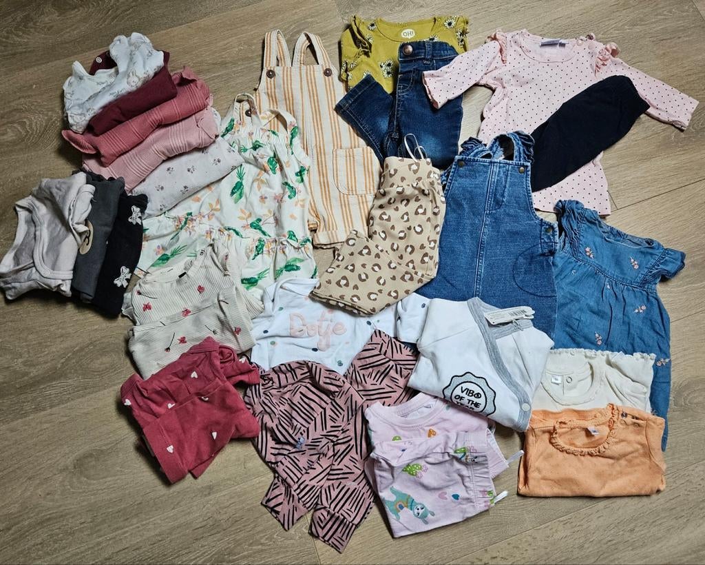 Tas vol kleding verschillende maten "meisje"️, Ophalen, Maat 62