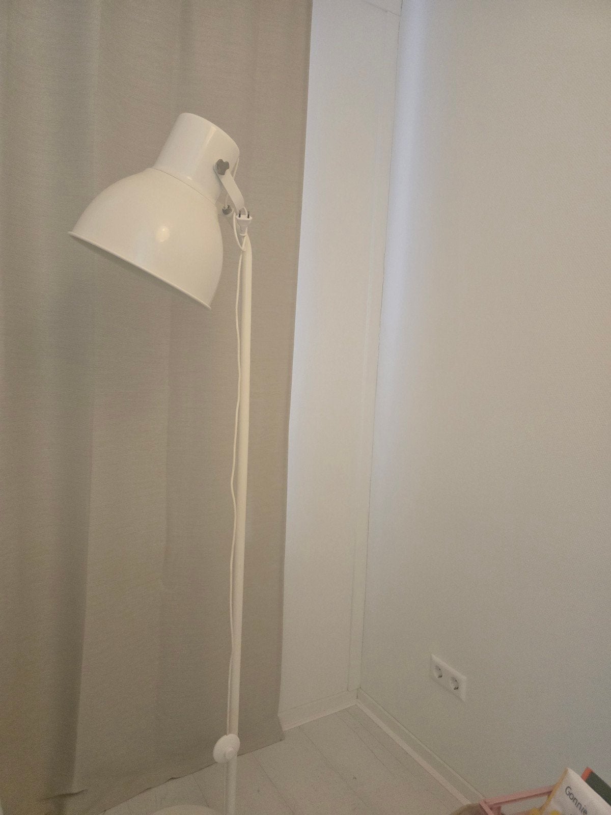 Ikea Hektar lamp wit, Huis en Inrichting, Lampen | Vloerlampen, Ophalen, Gebruikt, E27 (groot), Metaal