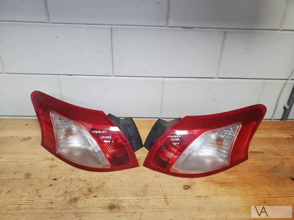 Mitsubishi Lancer hatchback 07 - 13 achterlicht links rechts, Gebruikt, -, -, Ophalen of Verzenden