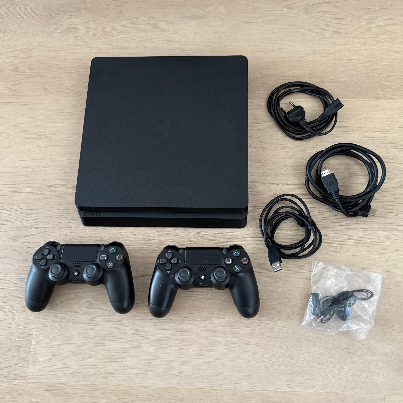 PS4 slim 500gb inclusief 6 spellen, Ophalen, Met 2 controllers, Zo goed als nieuw, Slim